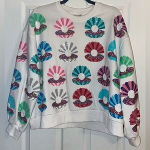 Queen of Sparkle Clam Shell Pullover